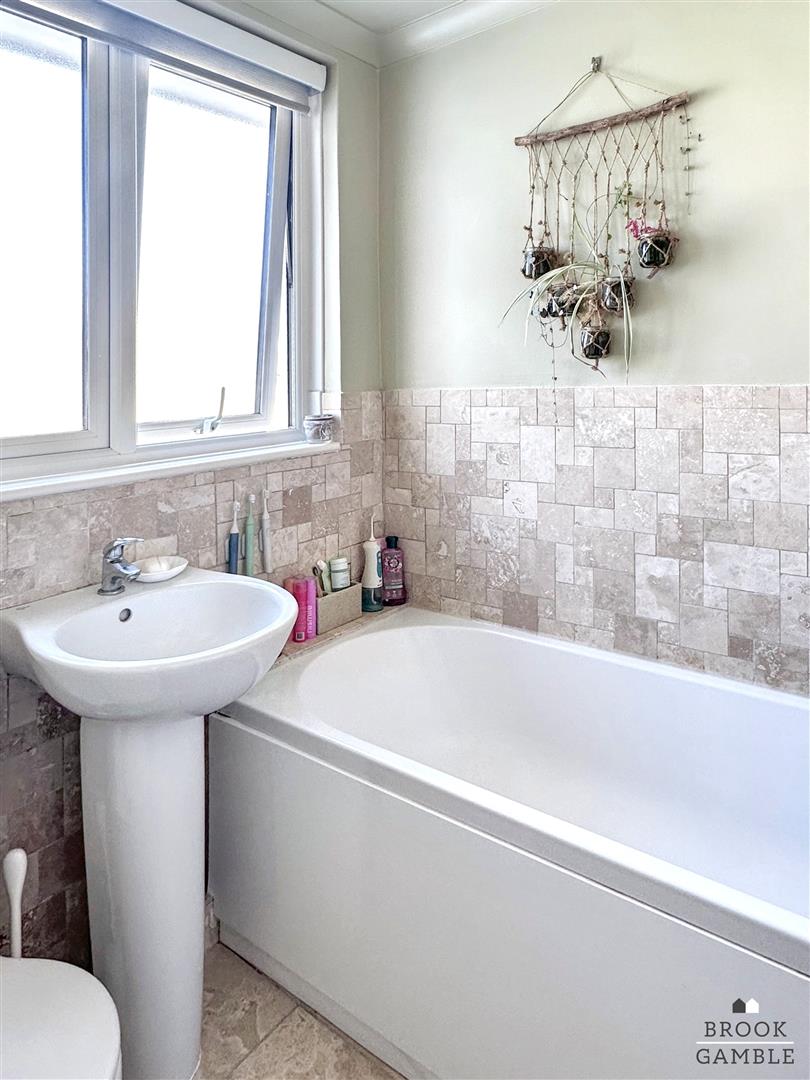 4 Bedroom House - Semi-Detached. North Avenue in Eastbourne,  14